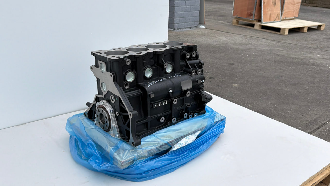Mitsubishi Express 4G64 Engine Motor suit 2.4L 16 Valve, 7 Bolt Crankshaft Auto & Manual - Image 4